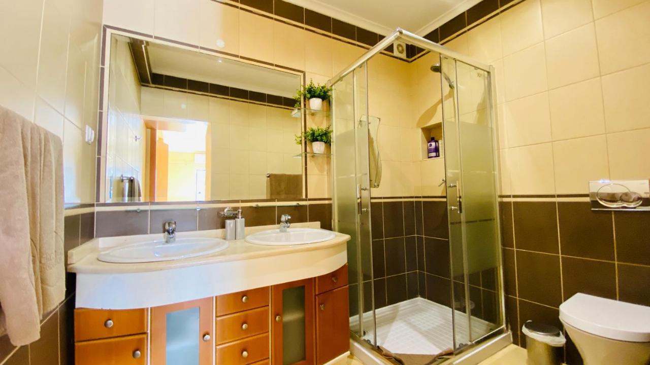 Liberdade By Check-In Portugal Apartment Albufeira Bagian luar foto